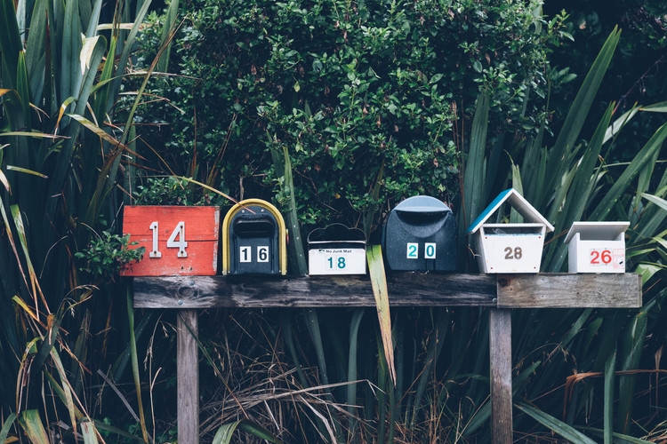 24mail临时邮箱可以绑定社交媒体账号吗？