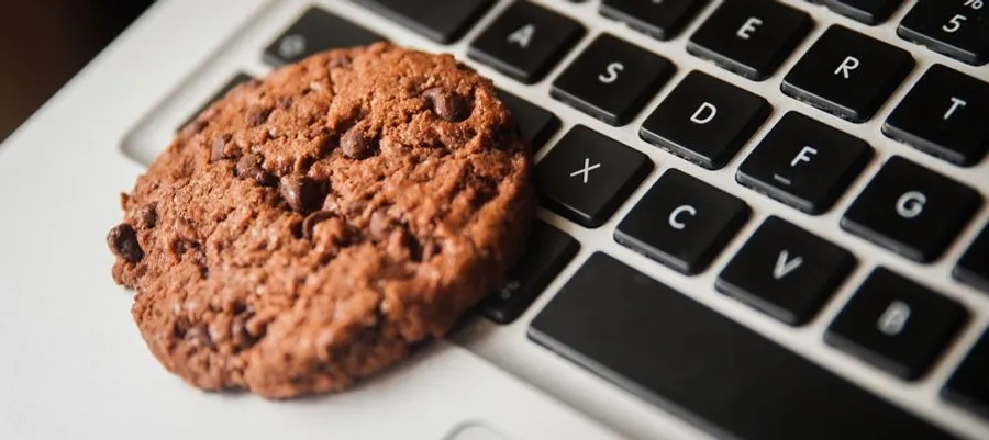 在使用cookie进行账号注册时，如何避免账户关联？