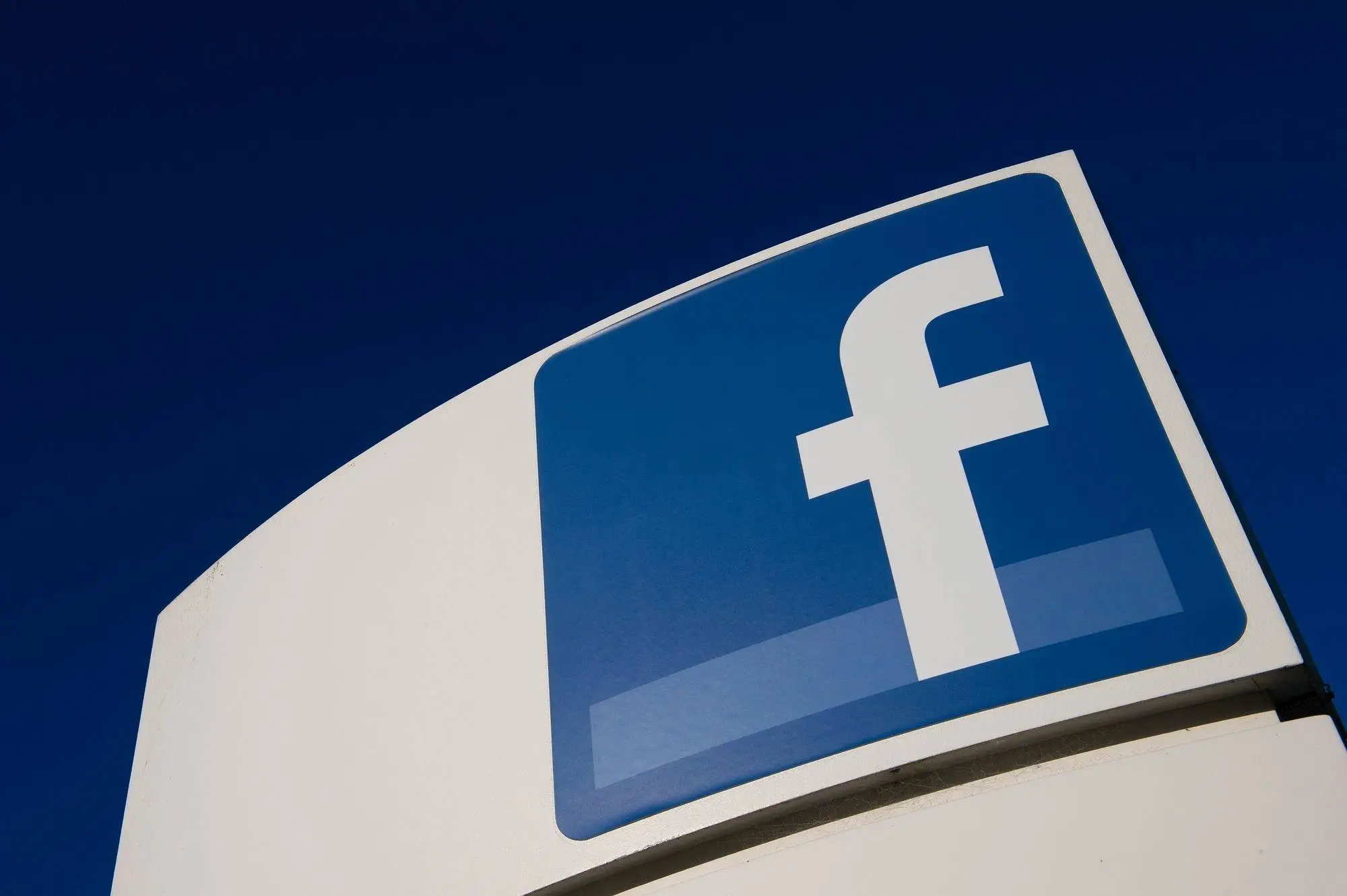 如何使用Facebook账号开展跨境电商推广？